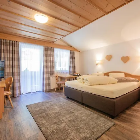 Готель Stacklerhof 4*