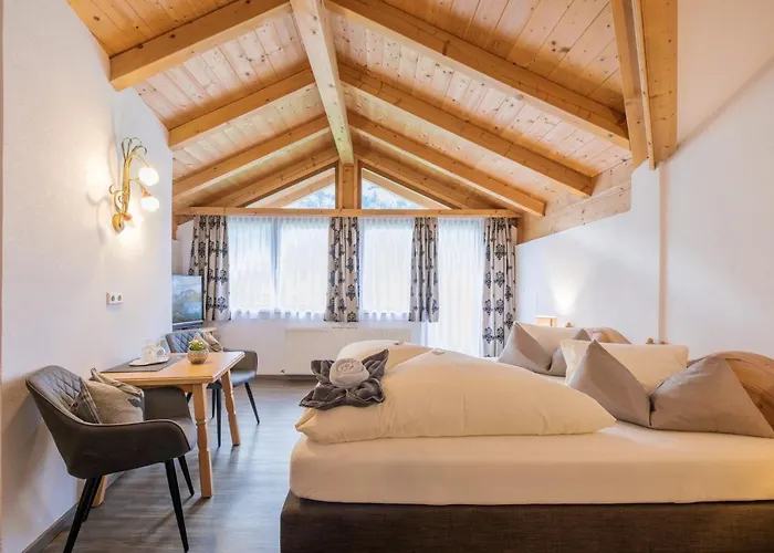 מלון Stacklerhof 4*