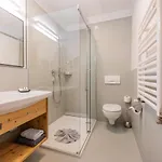 斯塔克勒尔霍夫酒店 4*