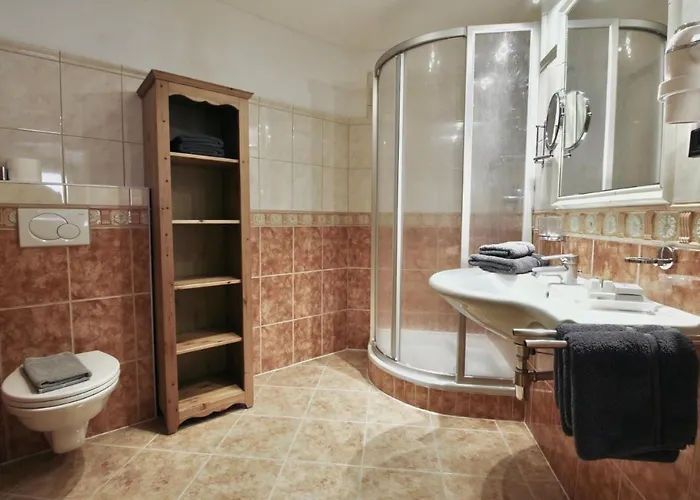 Stacklerhof نيوستيف ام ستوبيتا